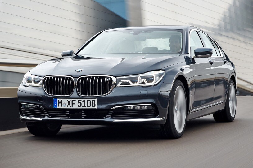 VIN WBA7J2C38HG497912 Report for the  740e xDrive